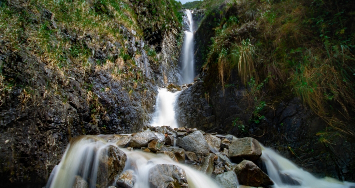 Wasserfall im Lluskamayu Tal Salkantay Trek
