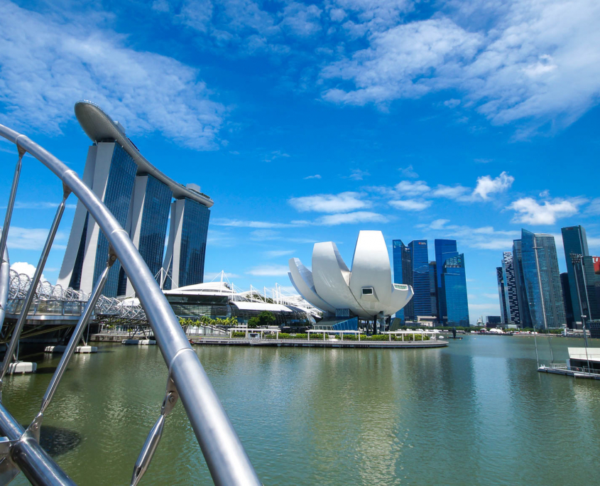 Helix Brücke an der Marina Bay in Singapur